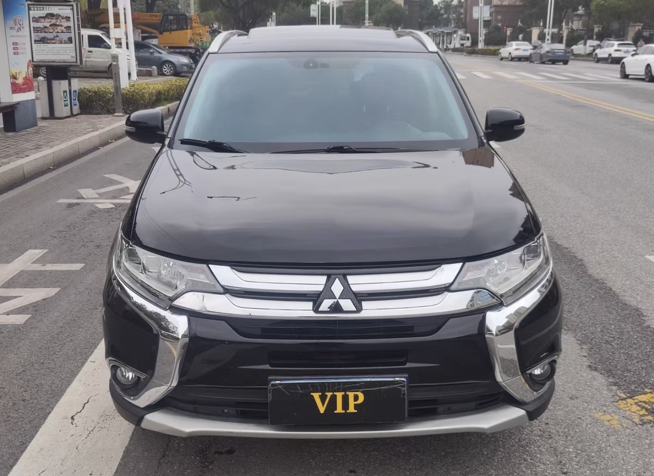 2017 Mitsubishi outlander car