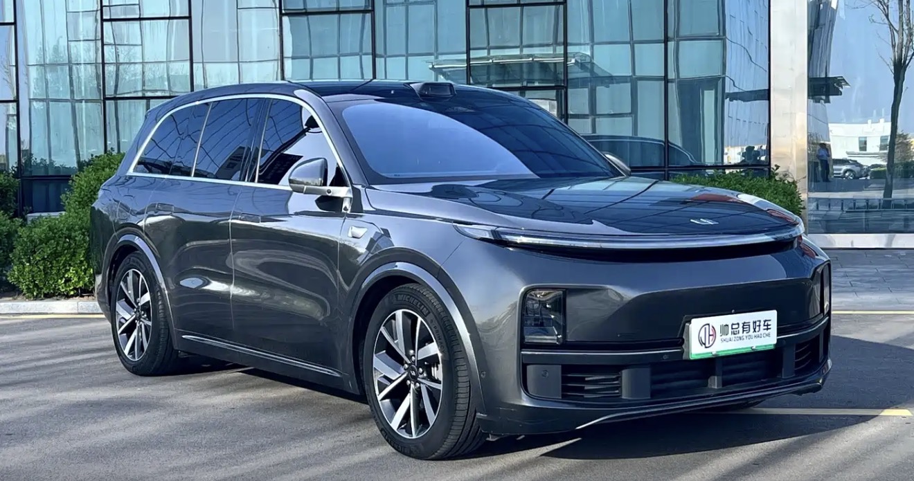Li Auto L8