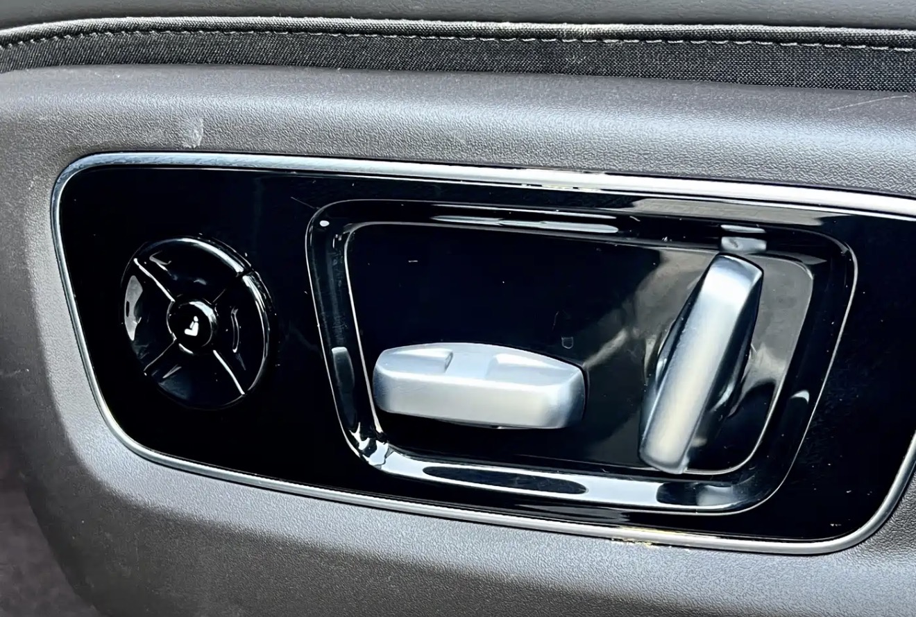 2023 Li Auto L8 Max