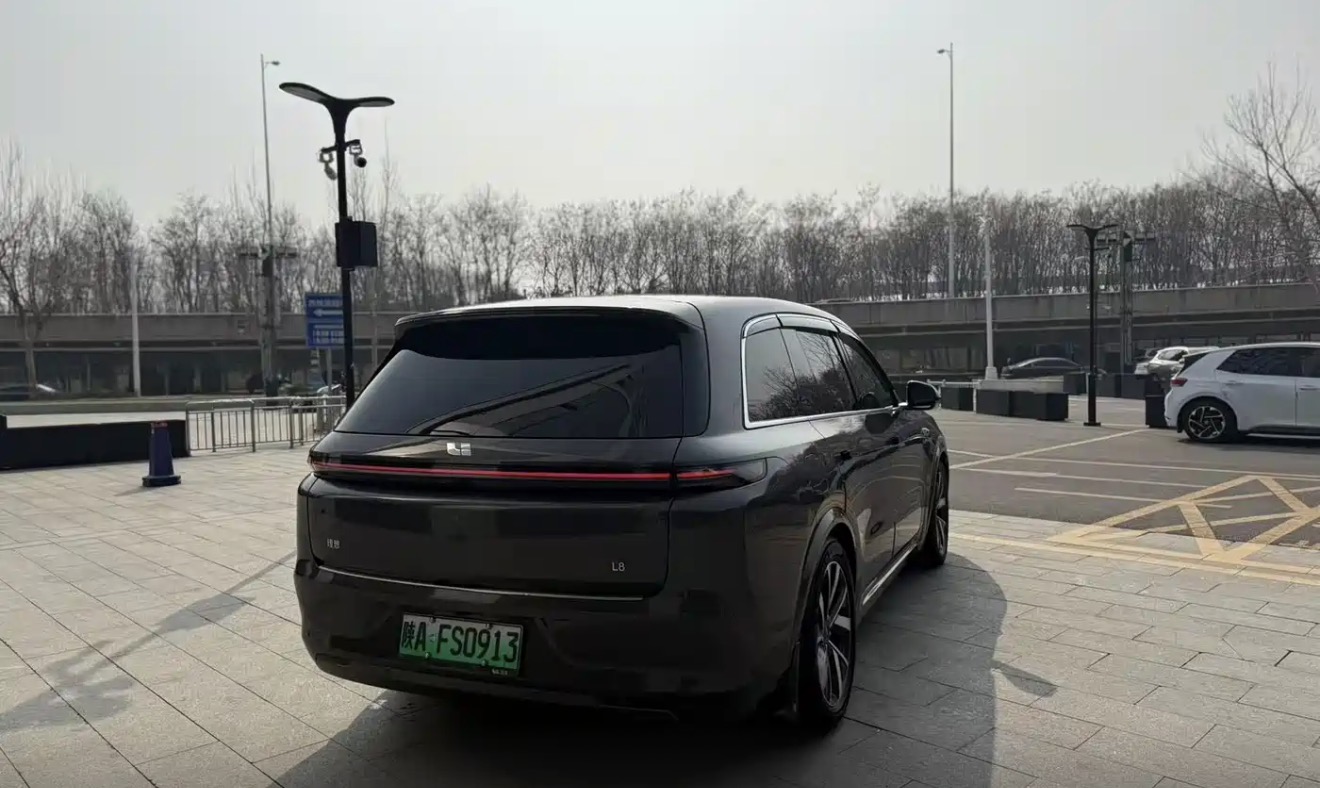 Li Auto L9