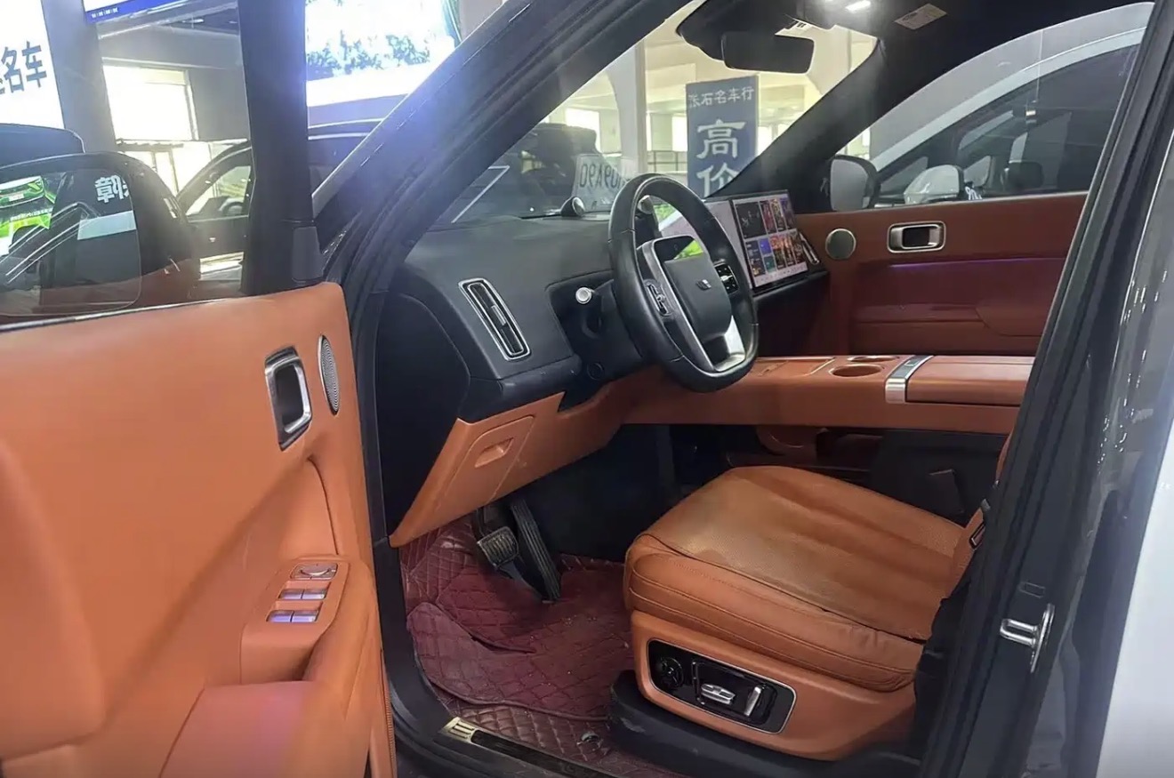 2023 Li Auto L8 Pro