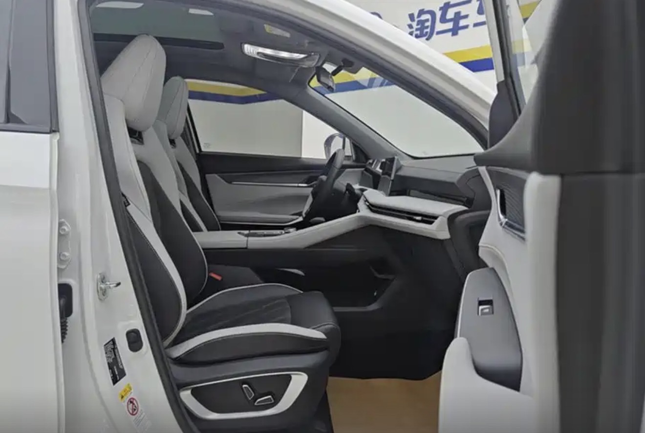 2023 Changan CS75