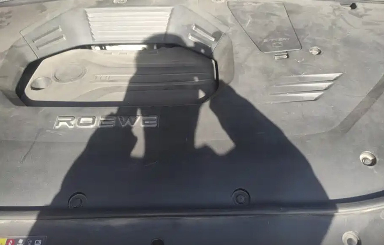 2023 Roewe RX9