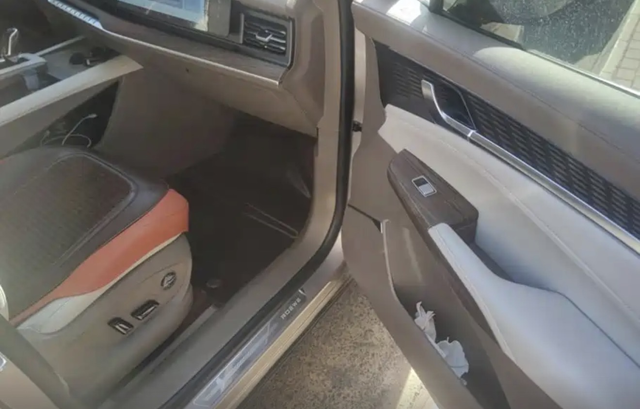 2023 Roewe RX9