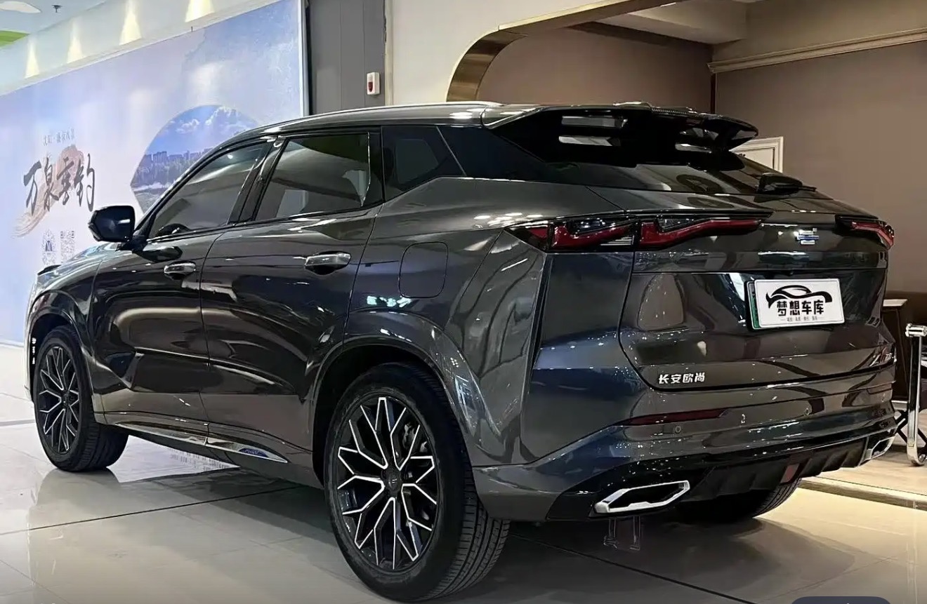 Changan Oshan Z6
