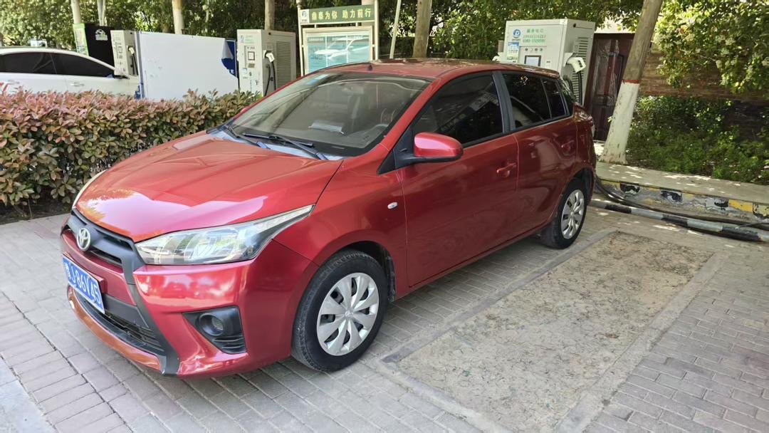 Toyota Yaris L