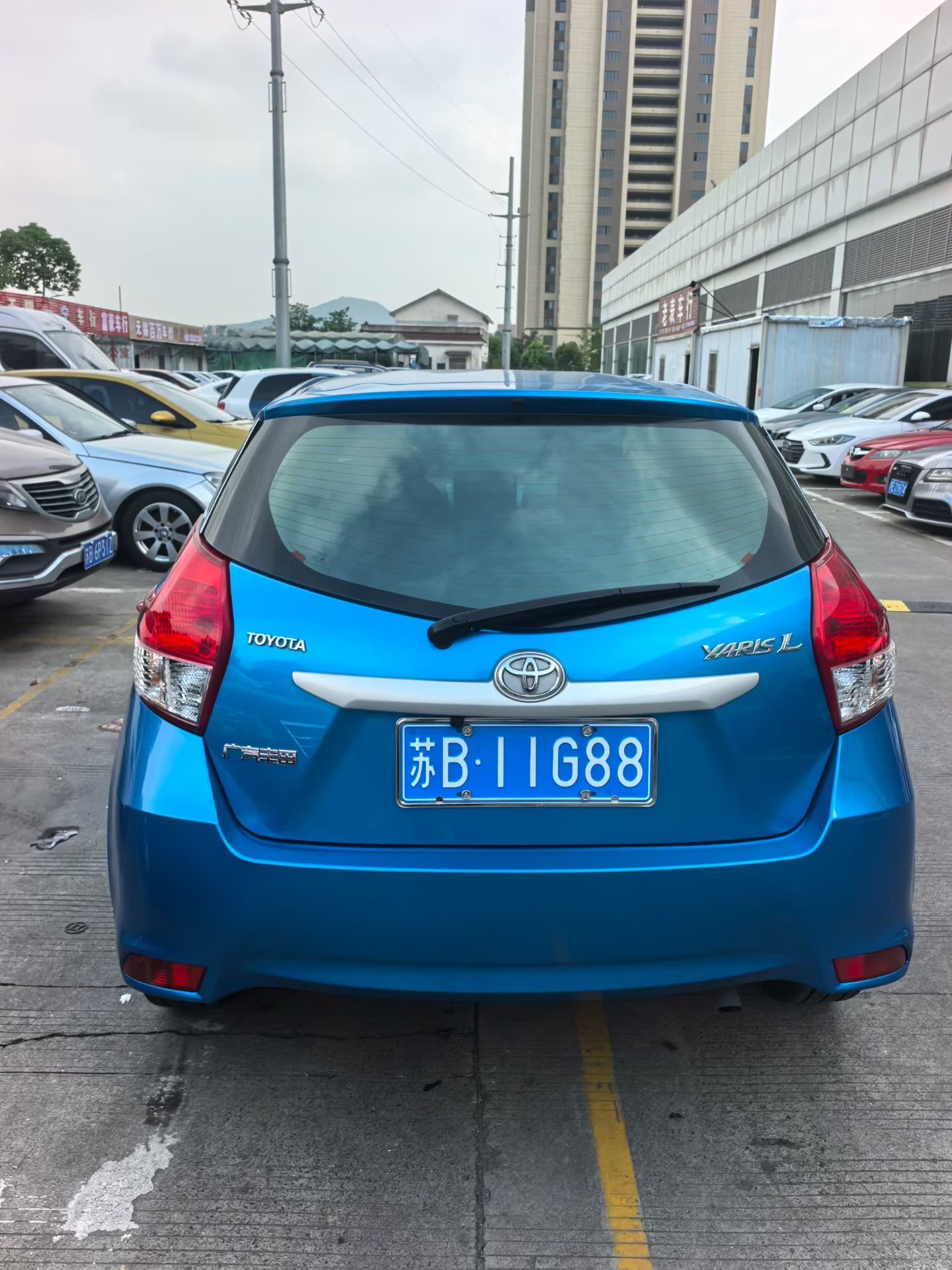 Vehicle image
