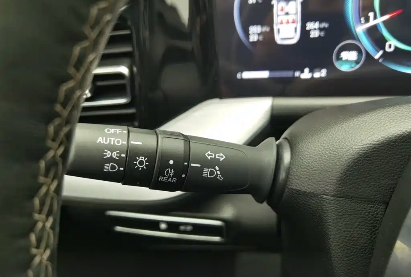 2022 GAC GS8