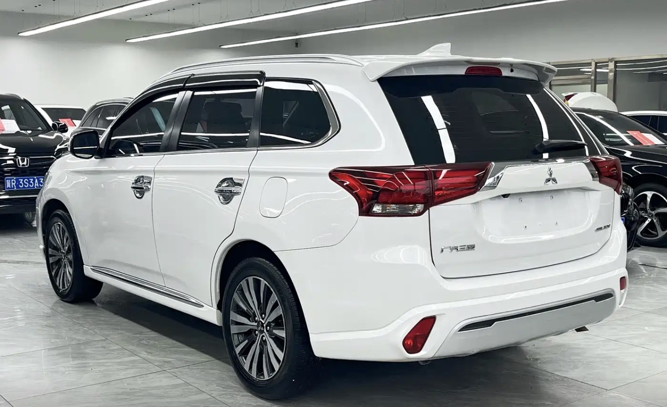 2021 Mitsubishi Outlander
