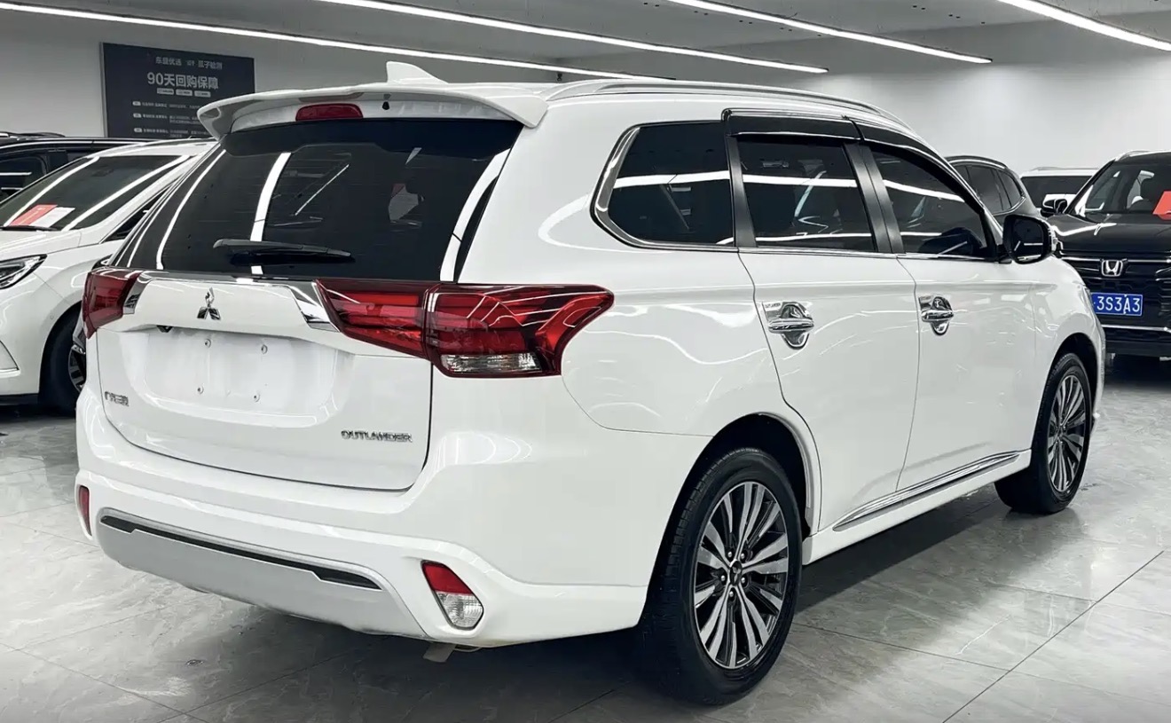 2021 Mitsubishi Outlander