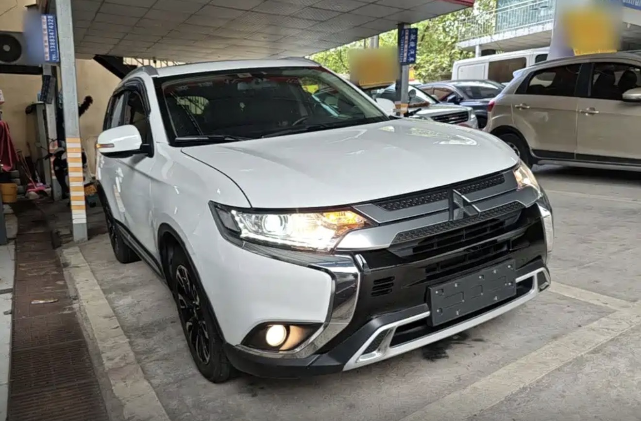 2019 Mitsubishi Outlander