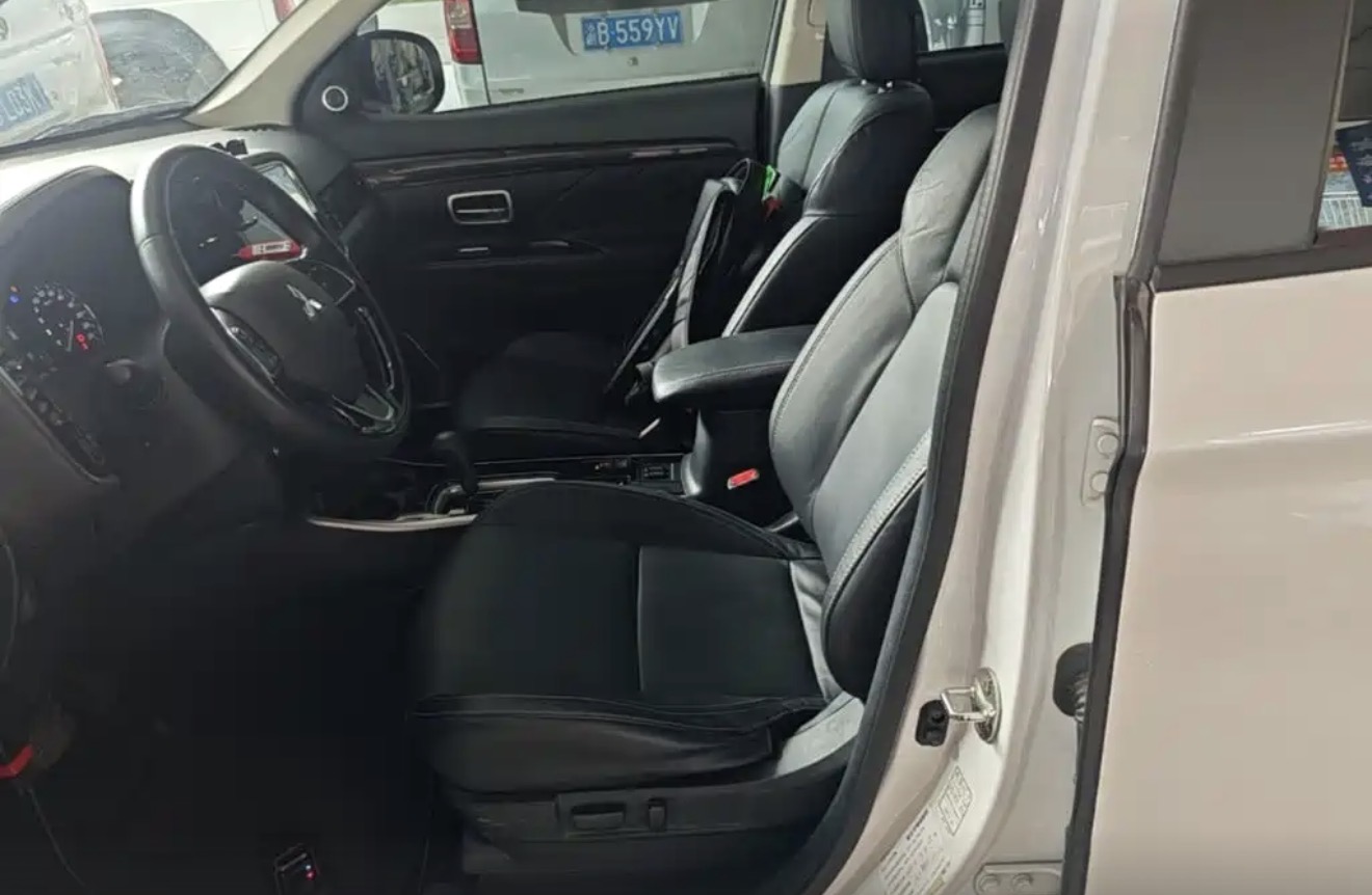 2019 Mitsubishi Outlander